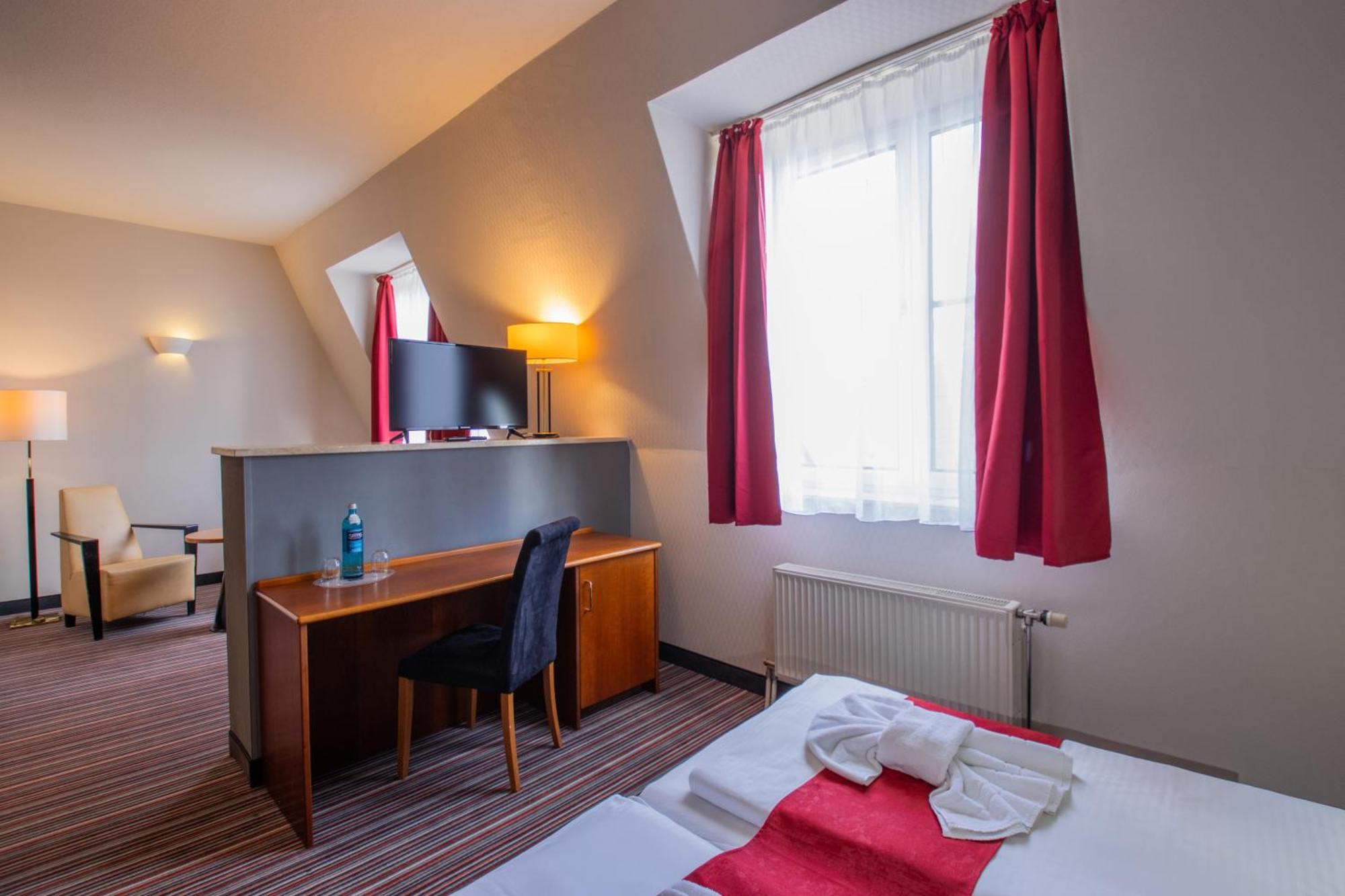 ברילאו Seehotel Brandenburg An Der Havel מראה חיצוני תמונה