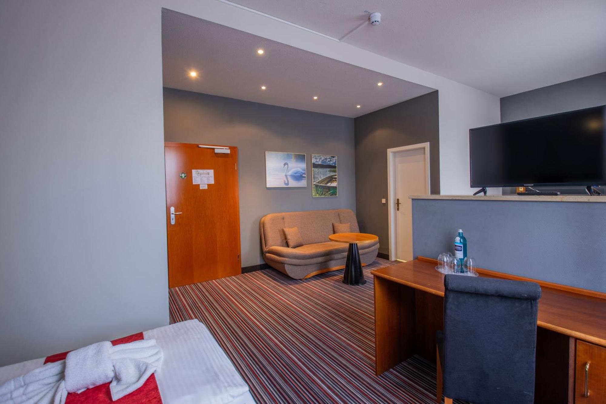 ברילאו Seehotel Brandenburg An Der Havel מראה חיצוני תמונה