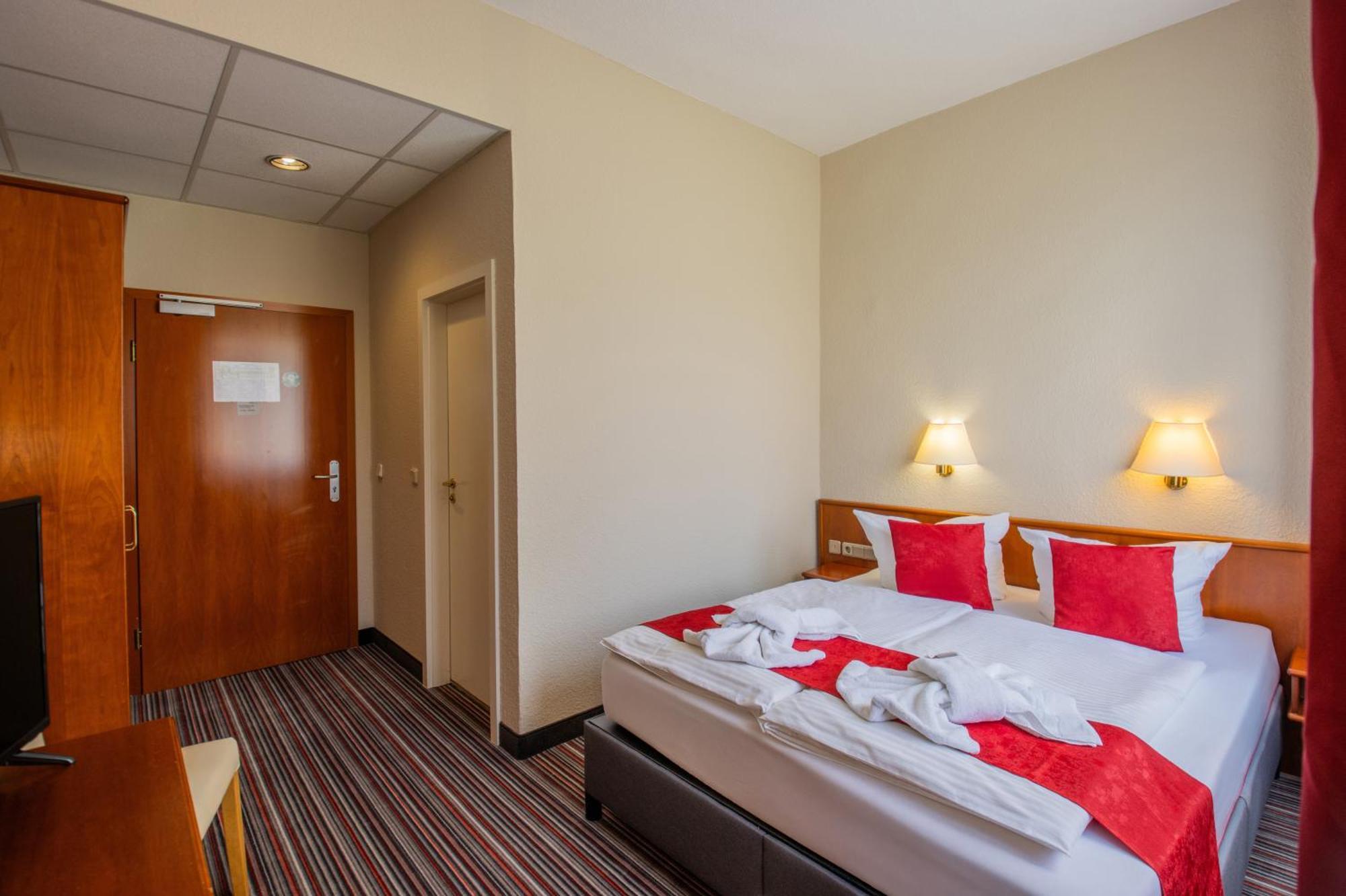 ברילאו Seehotel Brandenburg An Der Havel מראה חיצוני תמונה